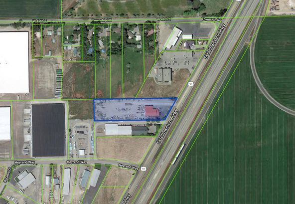 5162 S Yellowstone Hwy, Idaho Falls, ID 83402